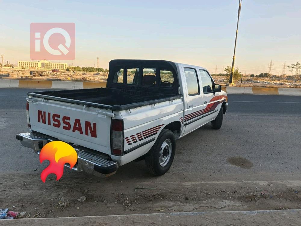 نيسان بيك اب